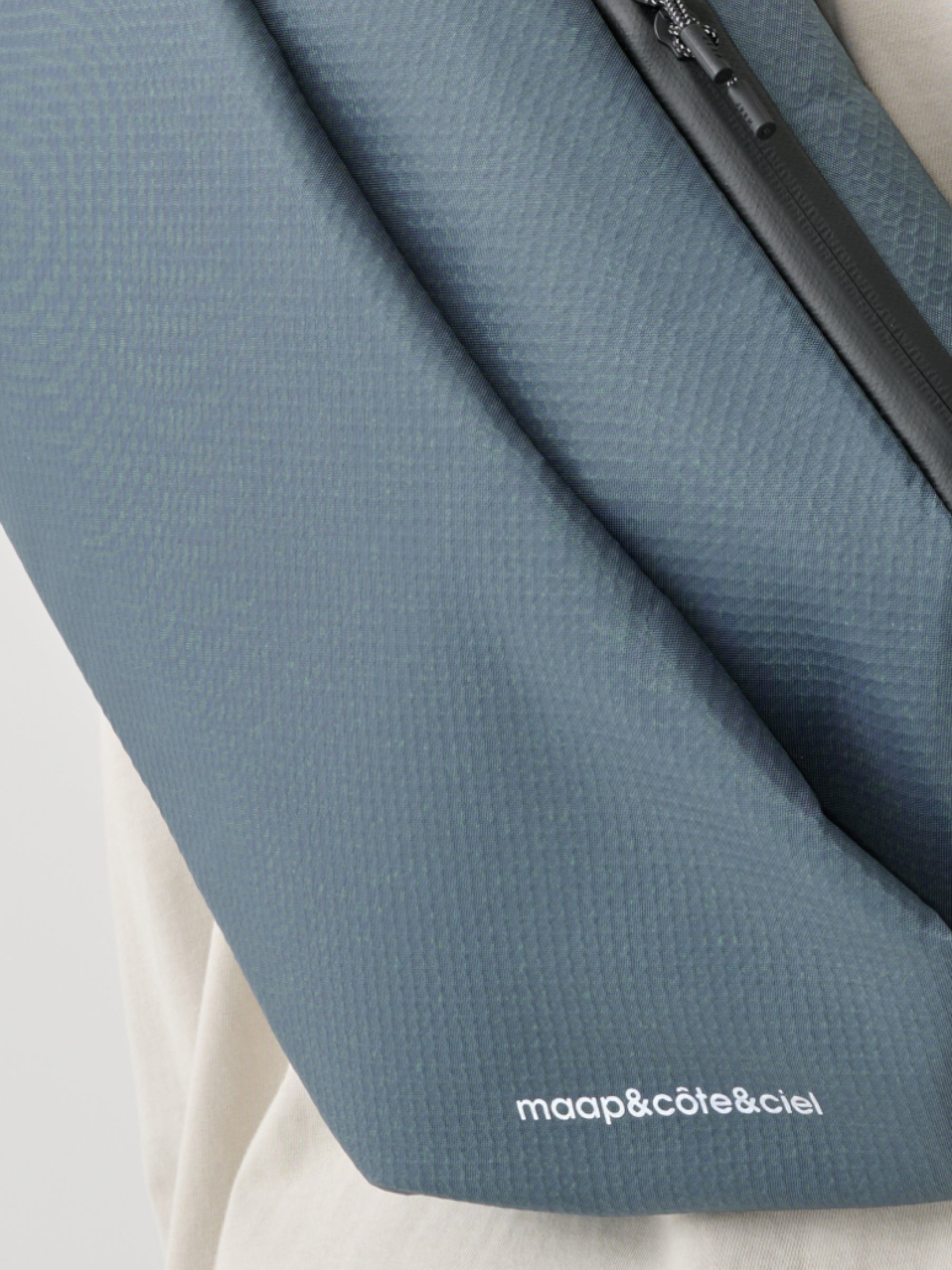 maap&côte&ciel Isarau Messenger