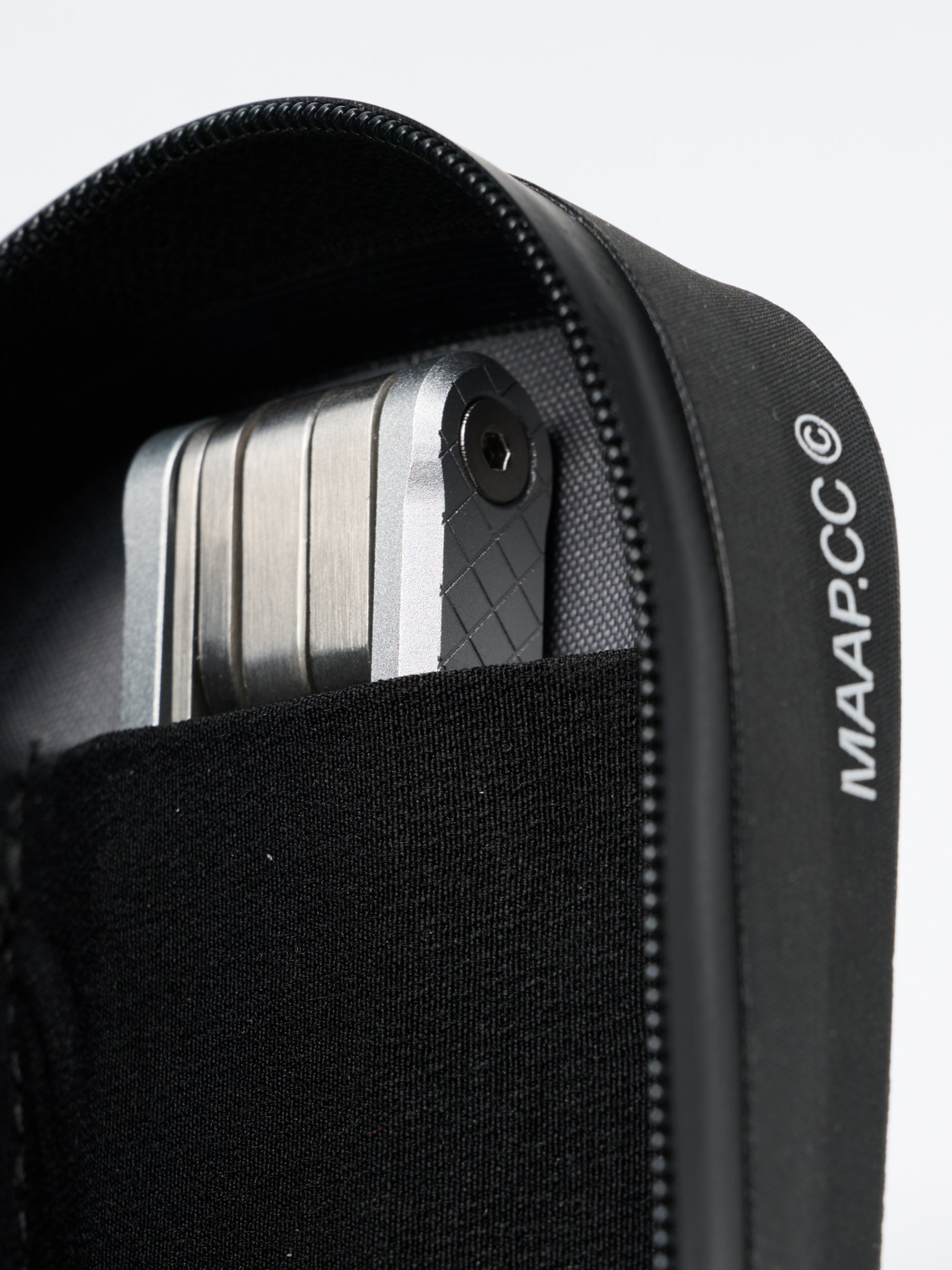 Shield Saddle Bag - Small