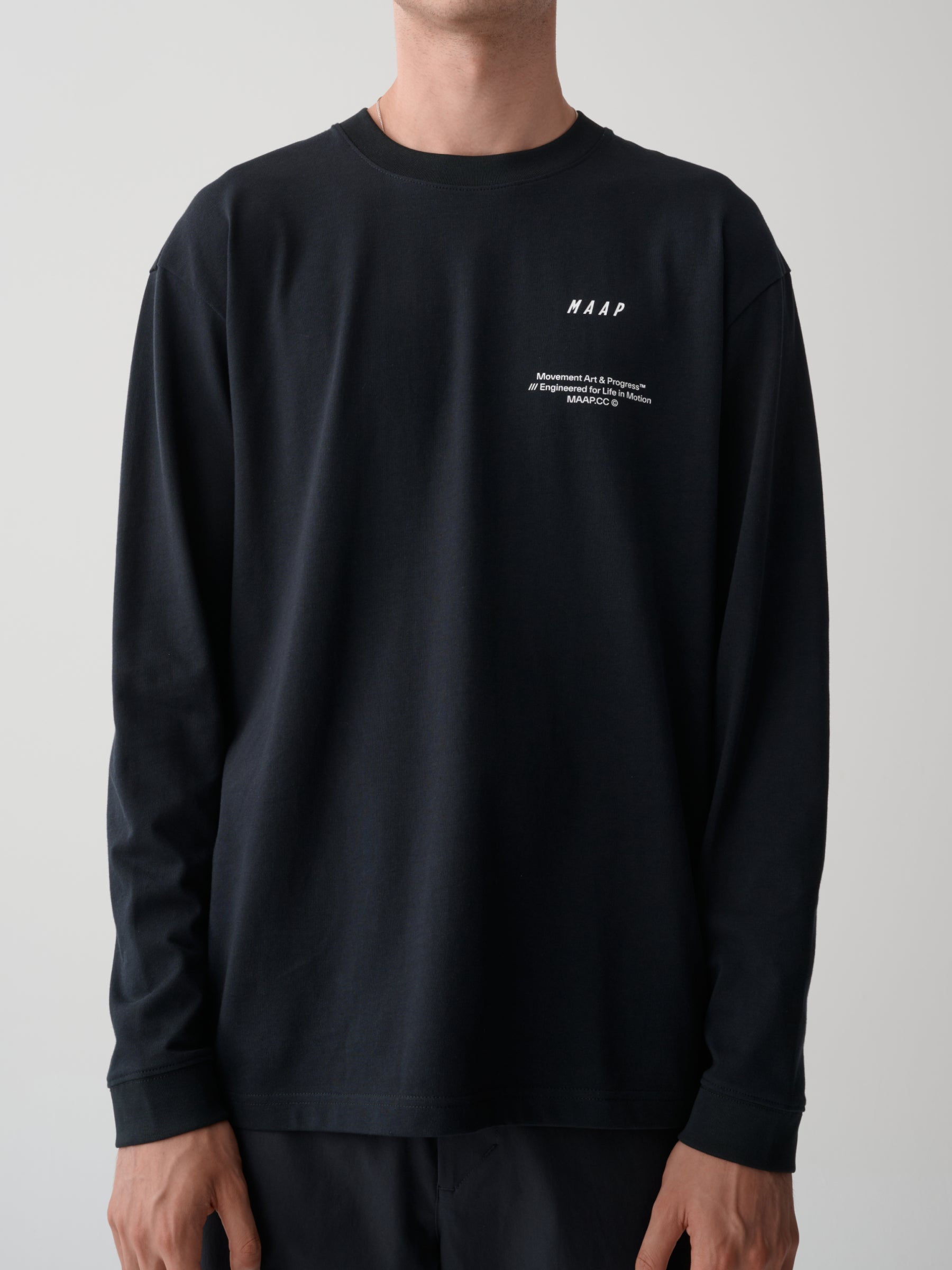 Essentials Print LS Tee