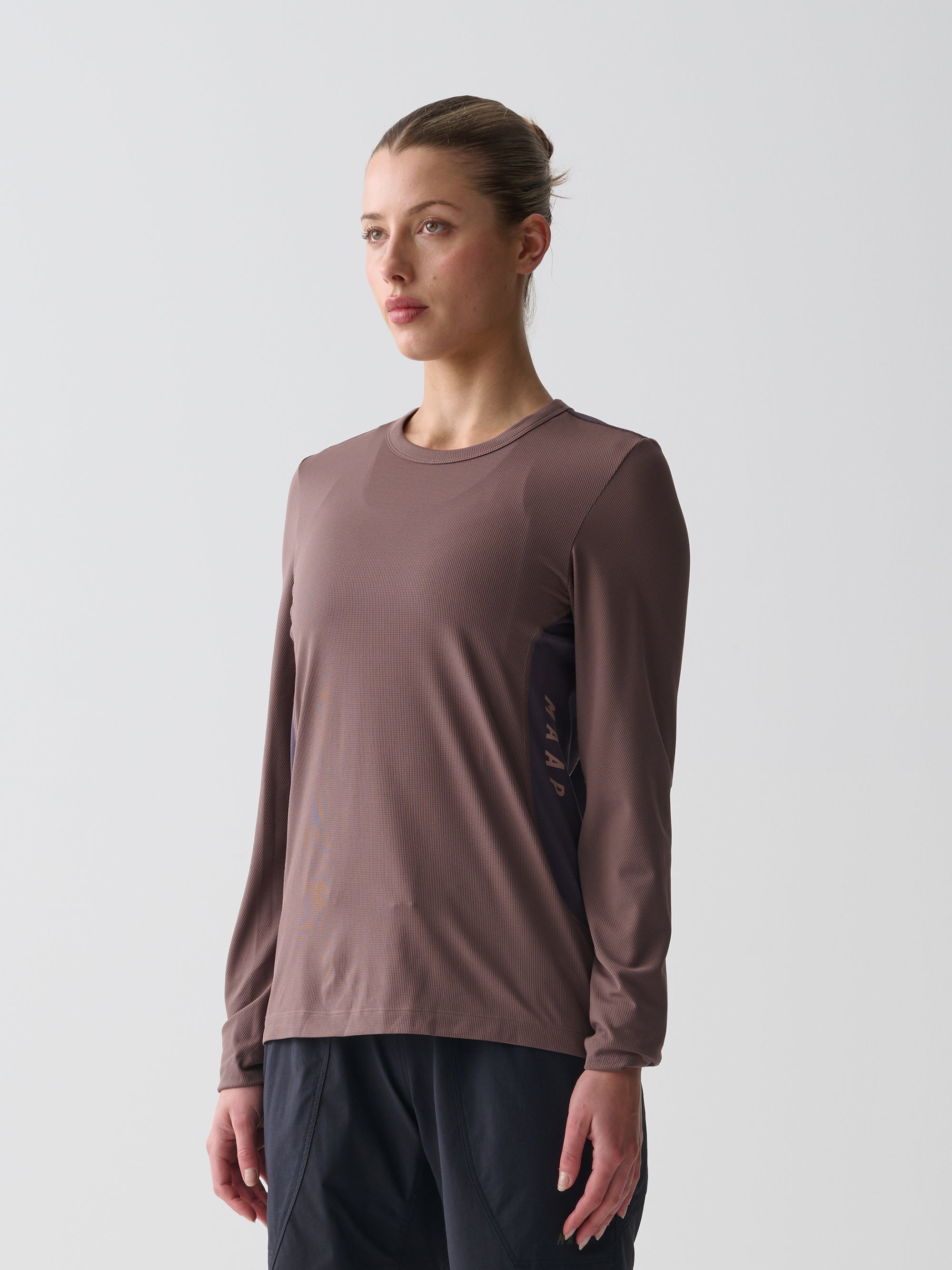 Women's Alt_Road™ Tech LS Tee